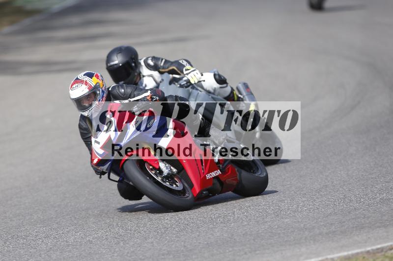 /37 09.08.2026  Pluess Motosport ADR/Freies Fahren/12